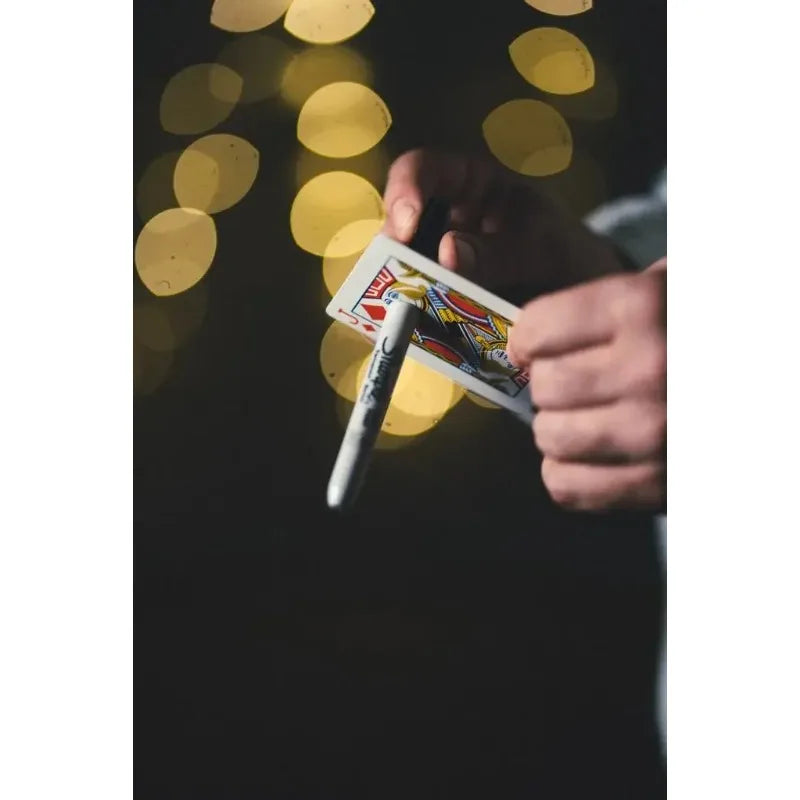 Quantum By Calen Morelli Card Magic Trick Close Up Magic Magia Magie Magica Magicians Prop Accessory Illusion Gimmick Tutorial